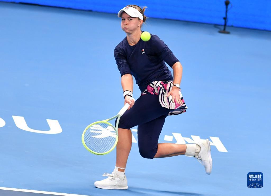 他们的中场 他们的中场