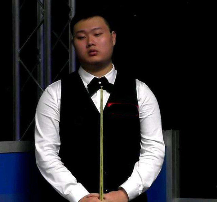 女队则由孙 女队则由孙