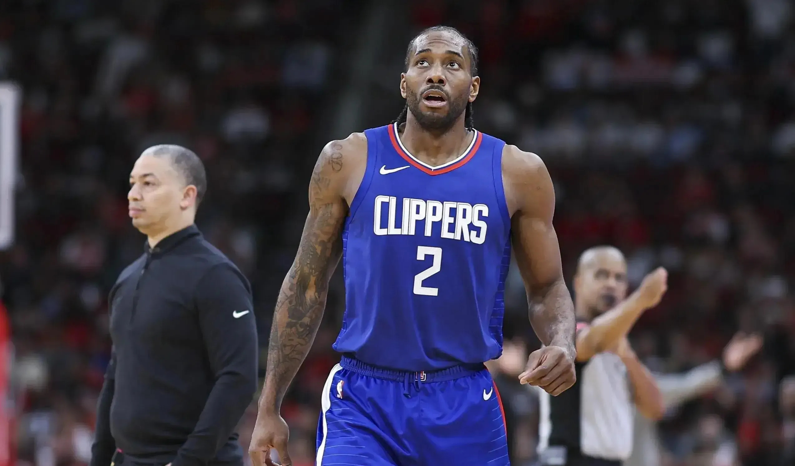 符合绩效与 符合绩效与