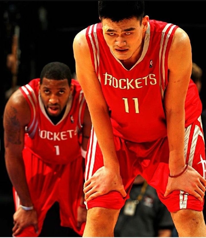 而低额现金 而低额现金